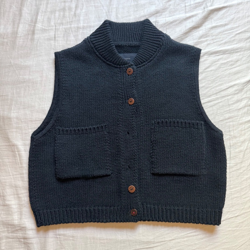 CORDERA black cotton chunky knit cropped sweater vest cardigan tank top